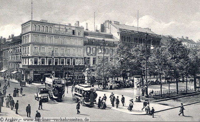 Kreuzung Friedrichstraße / Unter den Linden (1914)
